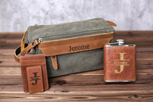 Load image into Gallery viewer, Gift for Groomsmen, Groomsmen Gift Toiletry Bag, Personalized Leather Money Clip, Groomsmen Flask, Bachelor Party Gift, Gift for Wedding - EN LEATHER