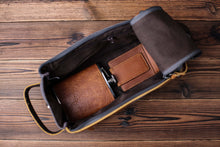 Load image into Gallery viewer, Bachelor Party Gift, Gift for Groomsmen, Personalized Leather Money Clip, Groomsmen Gift Toiletry Bag, Groomsmen Flask, Gift for Wedding - EN LEATHER