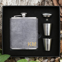 Load image into Gallery viewer, Leather Hip Flask Groomsmen Flask - EN LEATHER