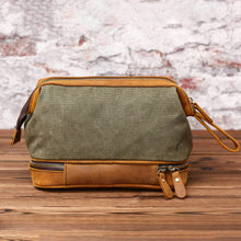 Load image into Gallery viewer, Personalized Mens Toiletry Bag - EN LEATHER