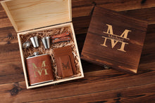 Load image into Gallery viewer, Groomsmen Gifts, Groomsmen Gift Sets, Personalized Wooden Multi-tool Pliers, Leather Decanters in Groomsmen Gift Boxes, Best Man Gifts, Groomsmen Proposals - EN LEATHER